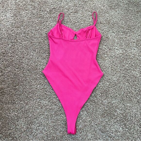 Forever 21 Ribbed Cutout Bodysuit - Picture 8 of 11